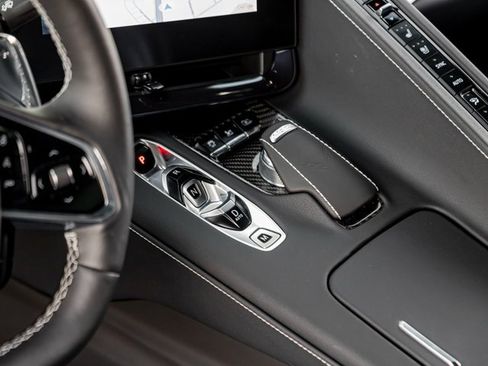 Used 2024 Chevrolet Corvette Stingray Preferred Cpe w/ Z51 Performance Package image 18