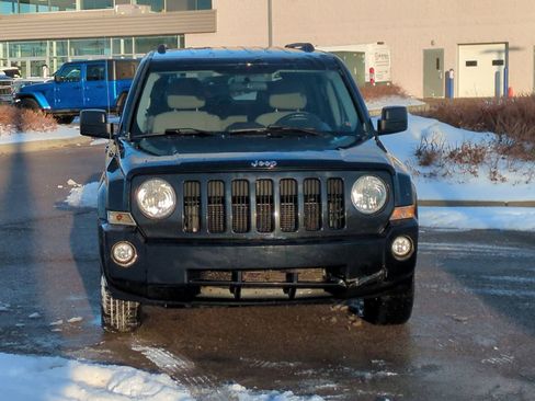 Used 2010 Jeep Patriot Latitude image 3