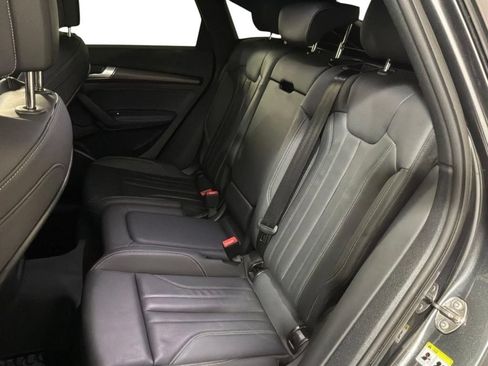 Used 2023 Audi Q5 2.0T Premium Plus w/ Premium Plus Package AWD/4WD image 16
