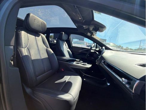 Used 2024 Cadillac Lyriq Sport RWD image 4