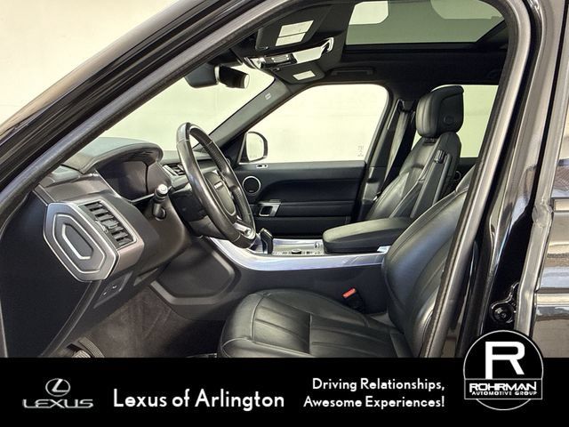 Used 2018 Land Rover Range Rover Sport HSE AWD/4WD image 4