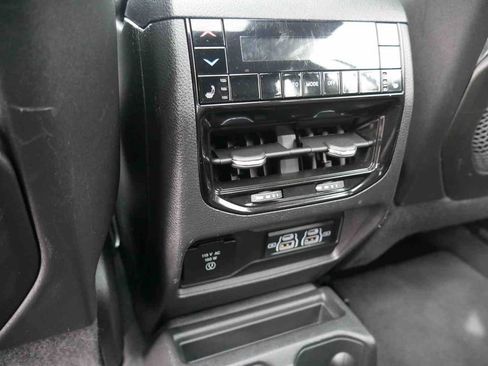 Used 2020 Jeep Grand Cherokee Limited X image 14