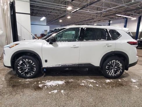 New 2026 Nissan Rogue SV image 2
