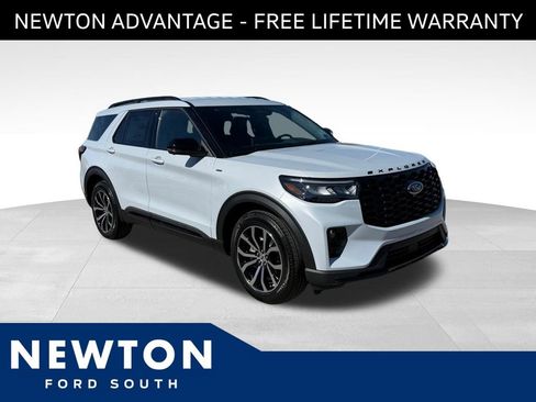 New 2026 Ford Explorer ST-Line image 1