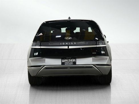 Used 2024 Hyundai Ioniq 5 Limited image 5
