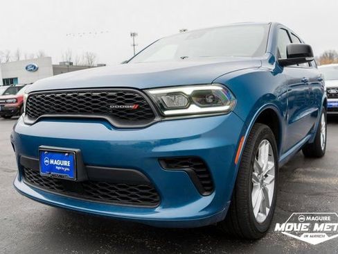 Used 2024 Dodge Durango GT image 2