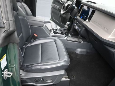Certified 2025 Ford Bronco Outer Banks AWD/4WD image 31