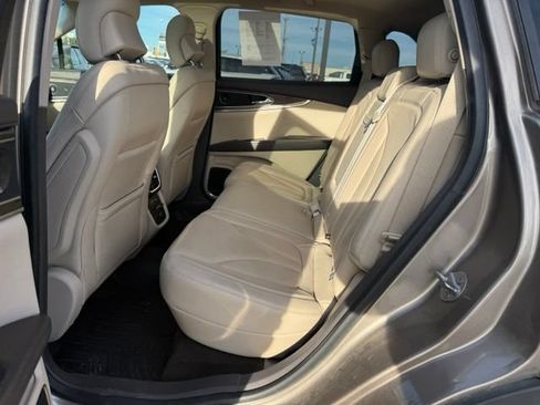Used 2019 Lincoln Nautilus Reserve AWD/4WD image 14