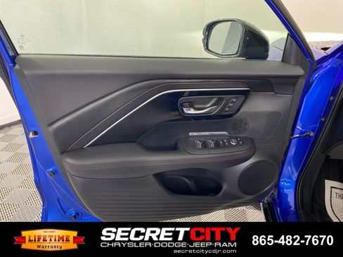 Used 2025 Acura ADX A-Spec AWD/4WD image 12