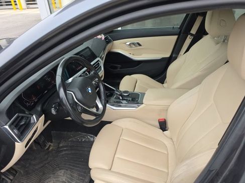 Used 2020 BMW 330i xDrive Sedan w/ Premium Package AWD/4WD image 4