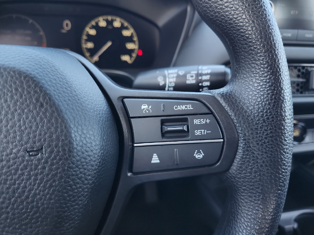Used 2024 Honda HR-V LX image 32