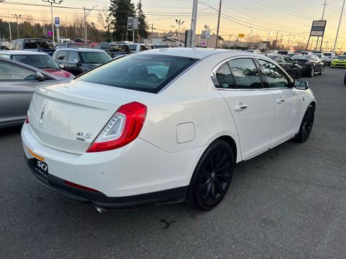 Used 2013 Lincoln MKS AWD image 6