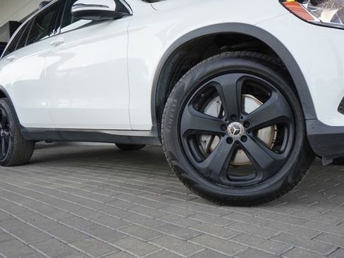 Used 2017 Mercedes-Benz GLC 300 image 10