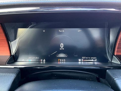 Used 2021 Lincoln Navigator Reserve image 25