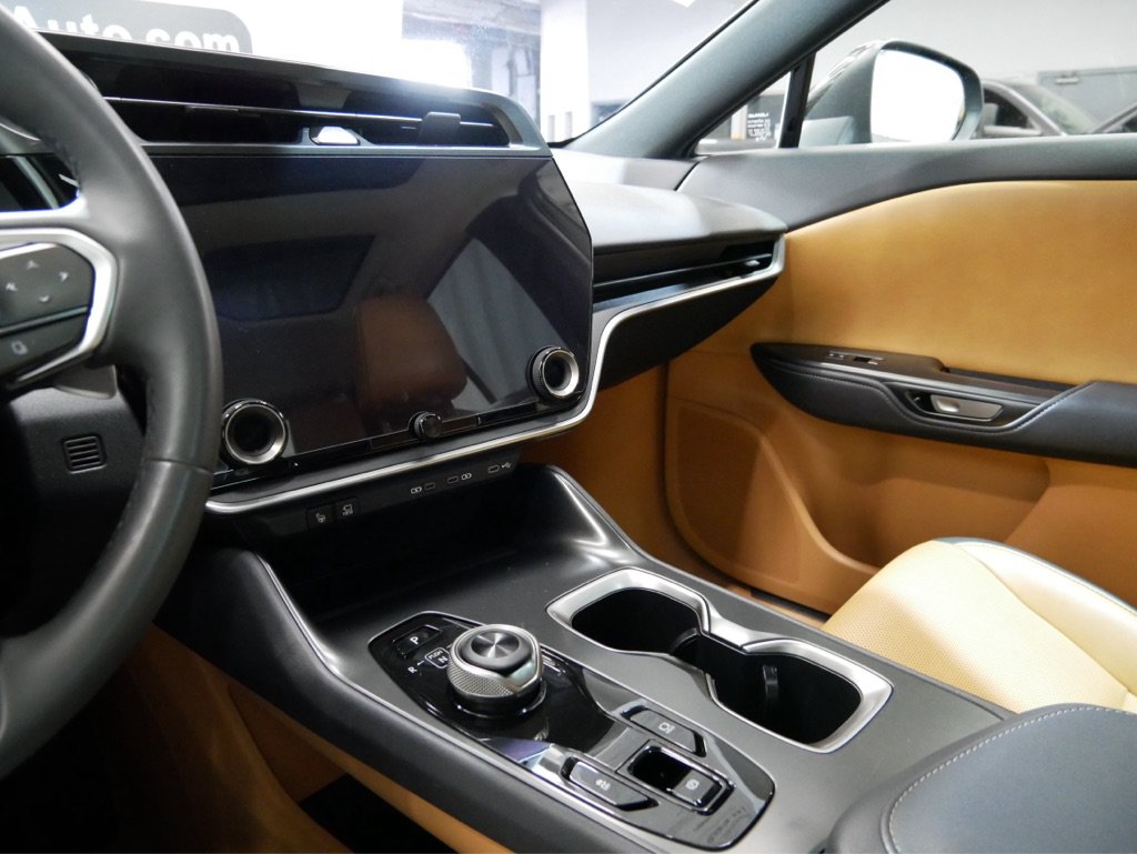 Used 2023 Lexus RZ 450e Premium w/ Technology Package AWD/4WD image 17