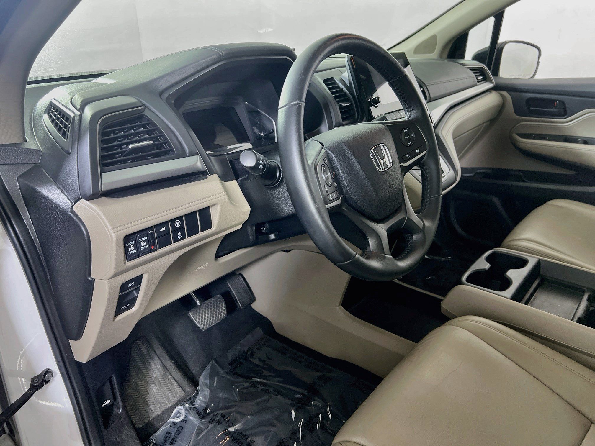Used 2023 Honda Odyssey EX-L image 9