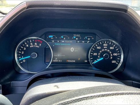 Used 2018 Ford F150 Lariat w/ Equipment Group 502A Luxury AWD/4WD image 20