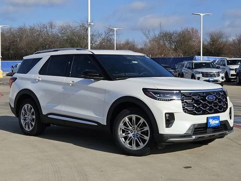 New 2026 Ford Explorer Platinum image 2