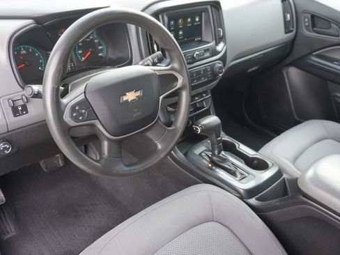Used 2019 Chevrolet Colorado W/T w/ WT Convenience Package image 9