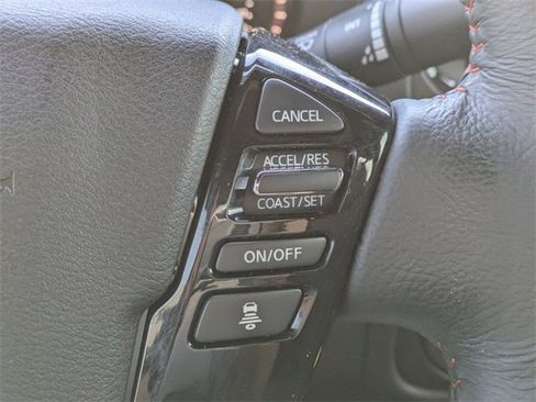 Used 2022 Nissan Frontier Pro-X w/ Technology Package image 23