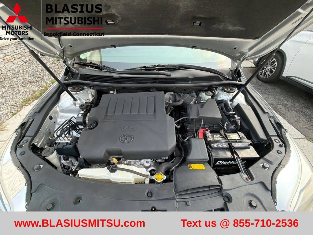 Used 2013 Toyota Avalon XLE FWD image 51
