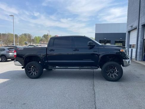 Used 2019 Toyota Tundra SR5 w/ SR5 Upgrade Package image 2