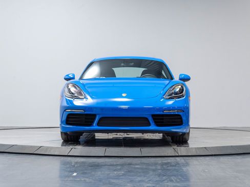 Used 2025 Porsche 718 Cayman RWD image 30