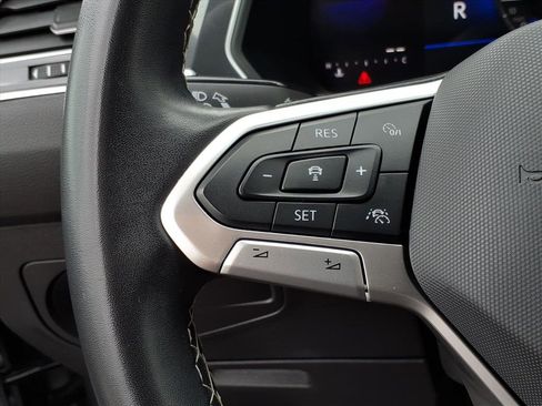 Certified 2024 Volkswagen Tiguan S image 31