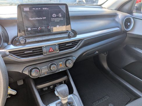 Used 2023 Kia Forte LXS w/ LXS Technology Package FWD image 22
