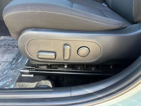 Used 2024 Hyundai Kona SEL image 33