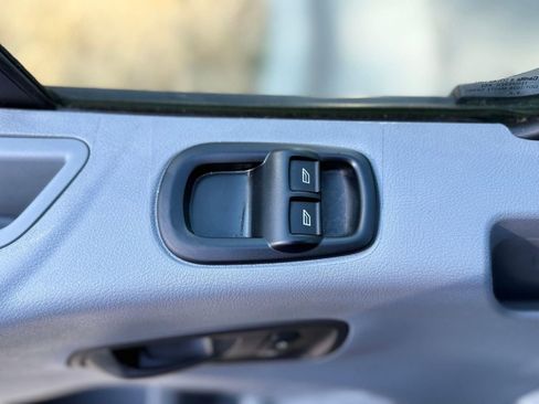 Used 2018 Ford Transit 350 XLT image 20