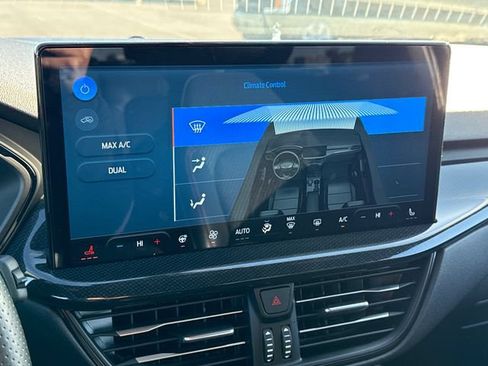 Used 2025 Ford Escape ST-Line w/ Tech Pack #1 AWD/4WD image 30