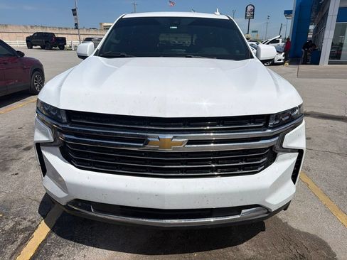Used 2021 Chevrolet Suburban LT AWD/4WD image 3
