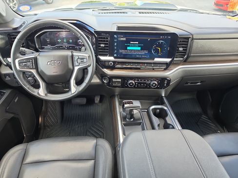 Certified 2025 Chevrolet Silverado 1500 LT Trail Boss w/ Convenience Package II AWD/4WD image 7