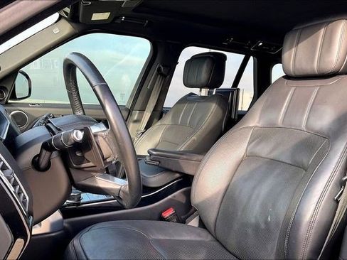 Used 2020 Land Rover Range Rover HSE image 30
