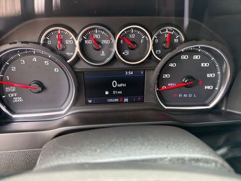 Used 2020 Chevrolet Silverado 1500 LT Trail Boss AWD/4WD image 15