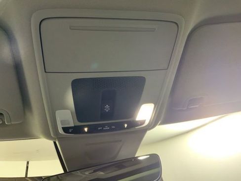 Used 2023 Honda Civic Touring image 21