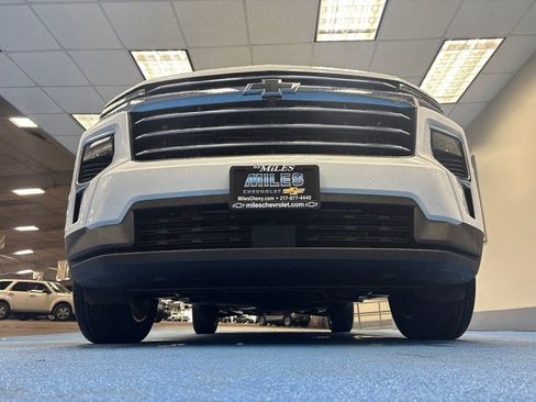New 2026 Chevrolet Traverse LT FWD image 15