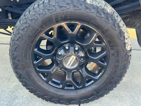 Used 2022 Ford F350 Lariat w/ Lariat Ultimate Package image 7