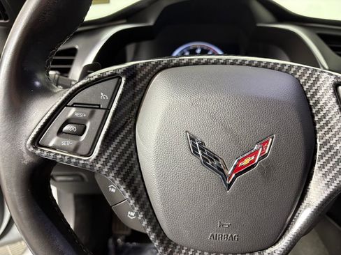 Used 2014 Chevrolet Corvette Stingray Coupe image 23