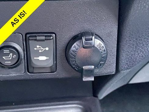 Used 2014 Toyota RAV4 XLE image 24