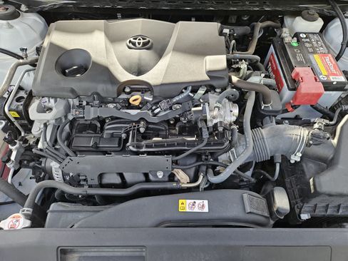 Used 2022 Toyota Camry SE FWD image 28