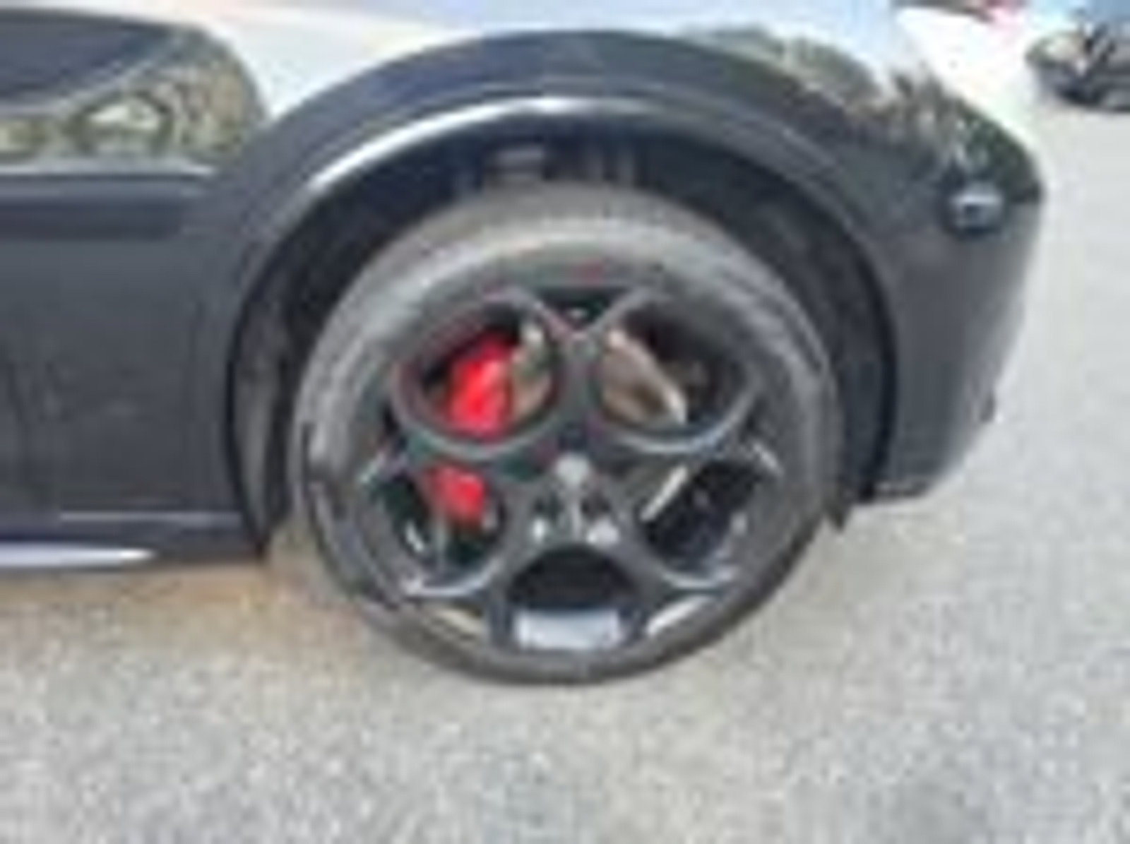 Used 2023 Alfa Romeo Stelvio Veloce AWD/4WD image 15