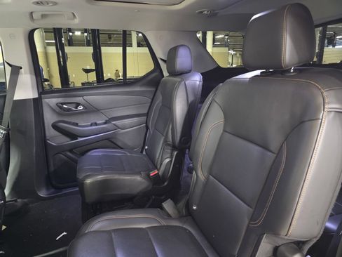 Used 2021 Chevrolet Traverse Premier w/ Redline Edition FWD image 12