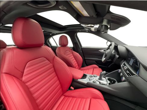 New 2026 Alfa Romeo Giulia RWD image 28