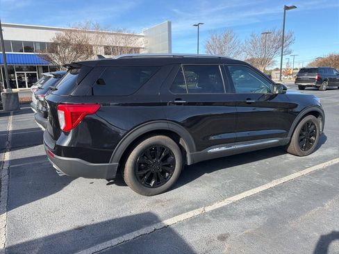 Certified 2023 Ford Explorer Limited w/ Equipment Group 301A image 10