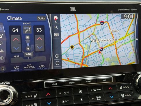 Used 2021 Toyota Highlander Limited FWD image 27