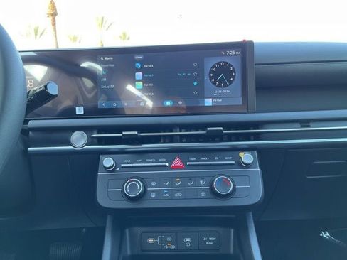 New 2026 Hyundai Tucson SE image 10