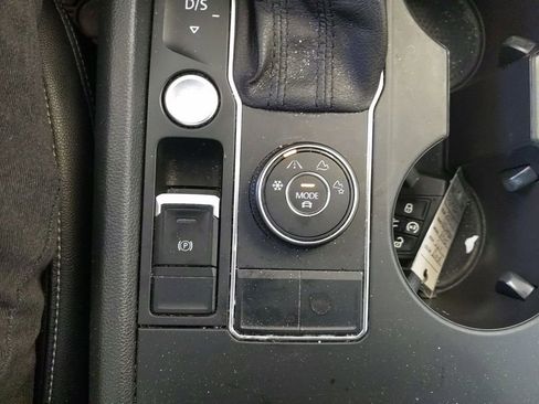 Used 2019 Volkswagen Atlas SE w/ Towing Package AWD/4WD image 25