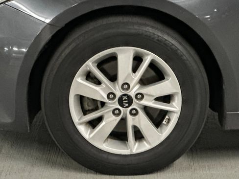 Used 2016 Kia Optima LX image 31